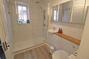 Ensuite Shower Room/WC- click for photo gallery